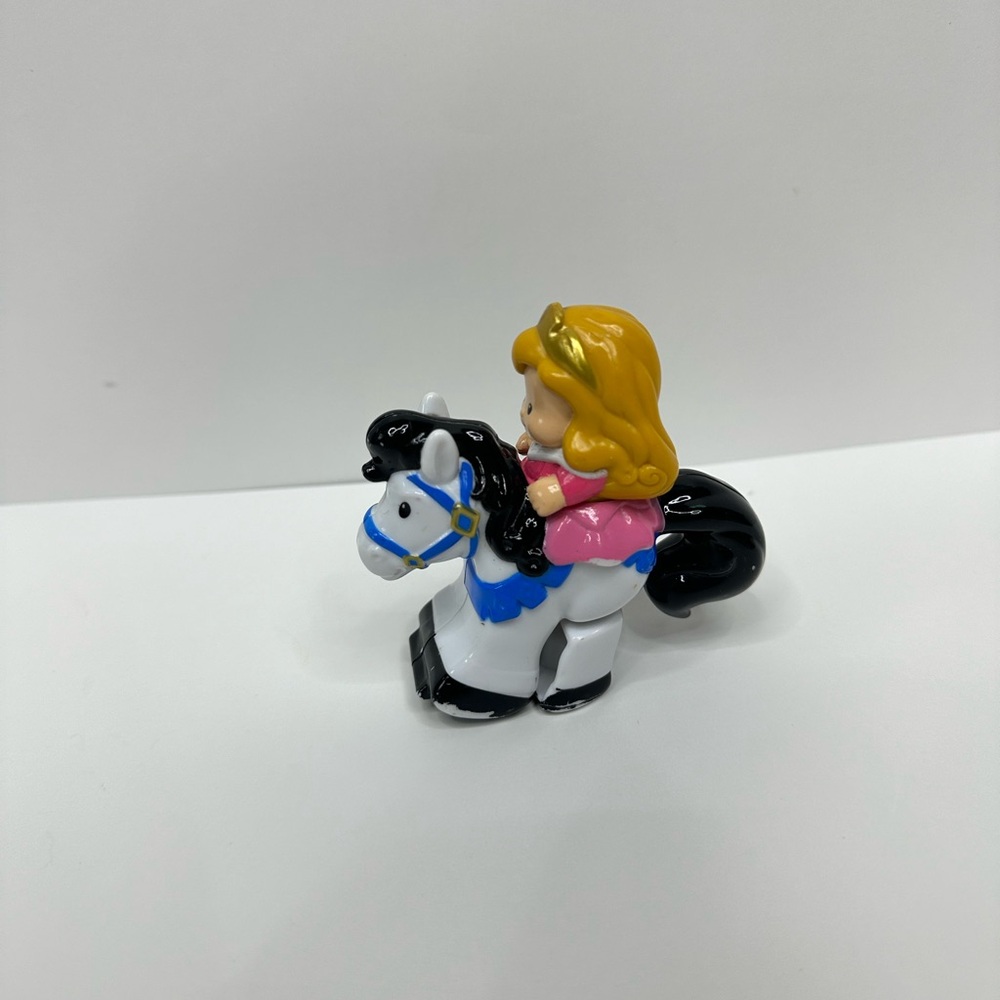 Little People Klip Klip Castle with 5 Klip Klops + 1 horse SOUND + LIGHTS WORK - Picture 6 of 14